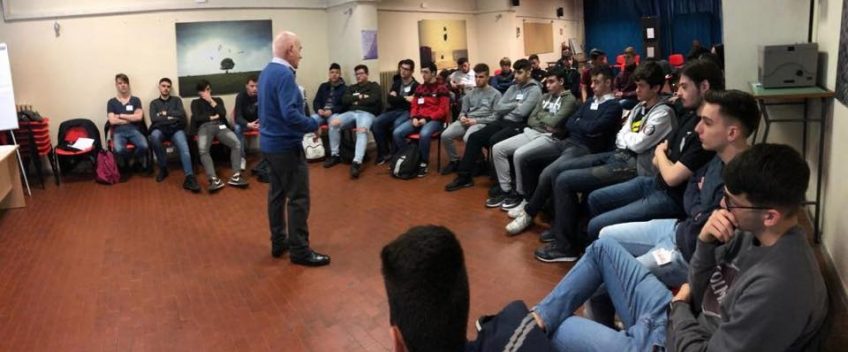 COMPETENZE TRASVERSALI: SENIORES ITALIA LAZIO CERCA 15 VOLONTARI DA FORMARE PER L’ANNO SCOLASTICO 2019-2020