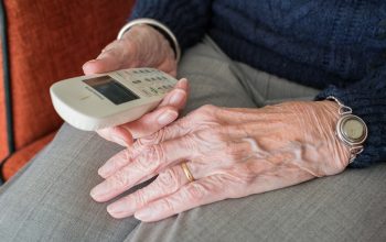 AMAR CERCA VOLONTARI PER PRONTO ALZHEIMER