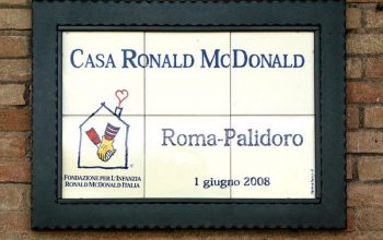 ROMA COLLI PORTUENSI. CASA RONALD MC DONALD PALIDORO CERCA VOLONTARI PER IL PERIODO NATALIZIO